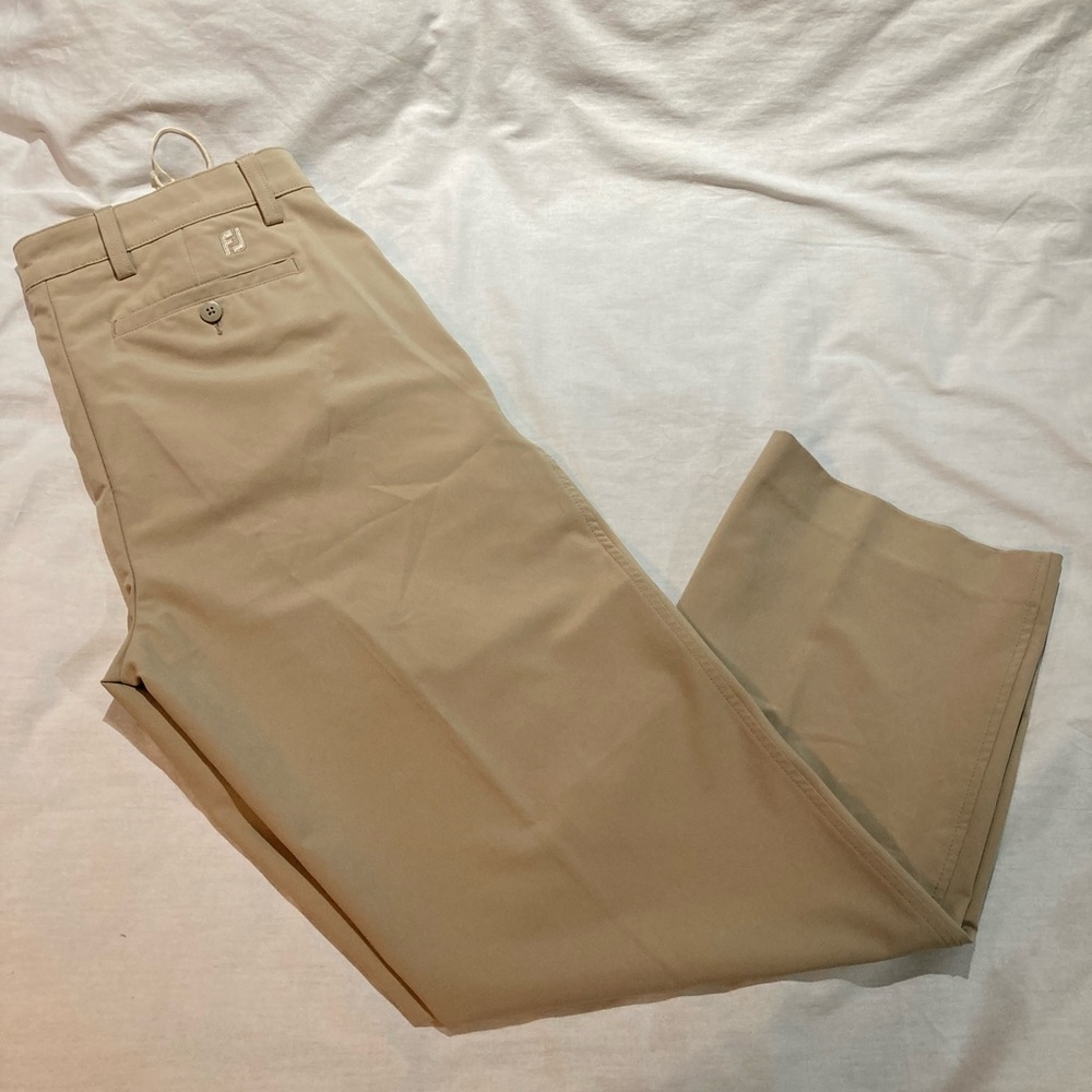 Men’s FJ Golf Pants, Size 32x30, NWT!